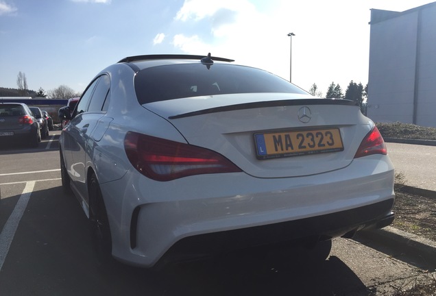 Mercedes-Benz CLA 45 AMG C117