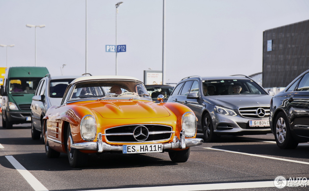 Mercedes-Benz 300SL Roadster