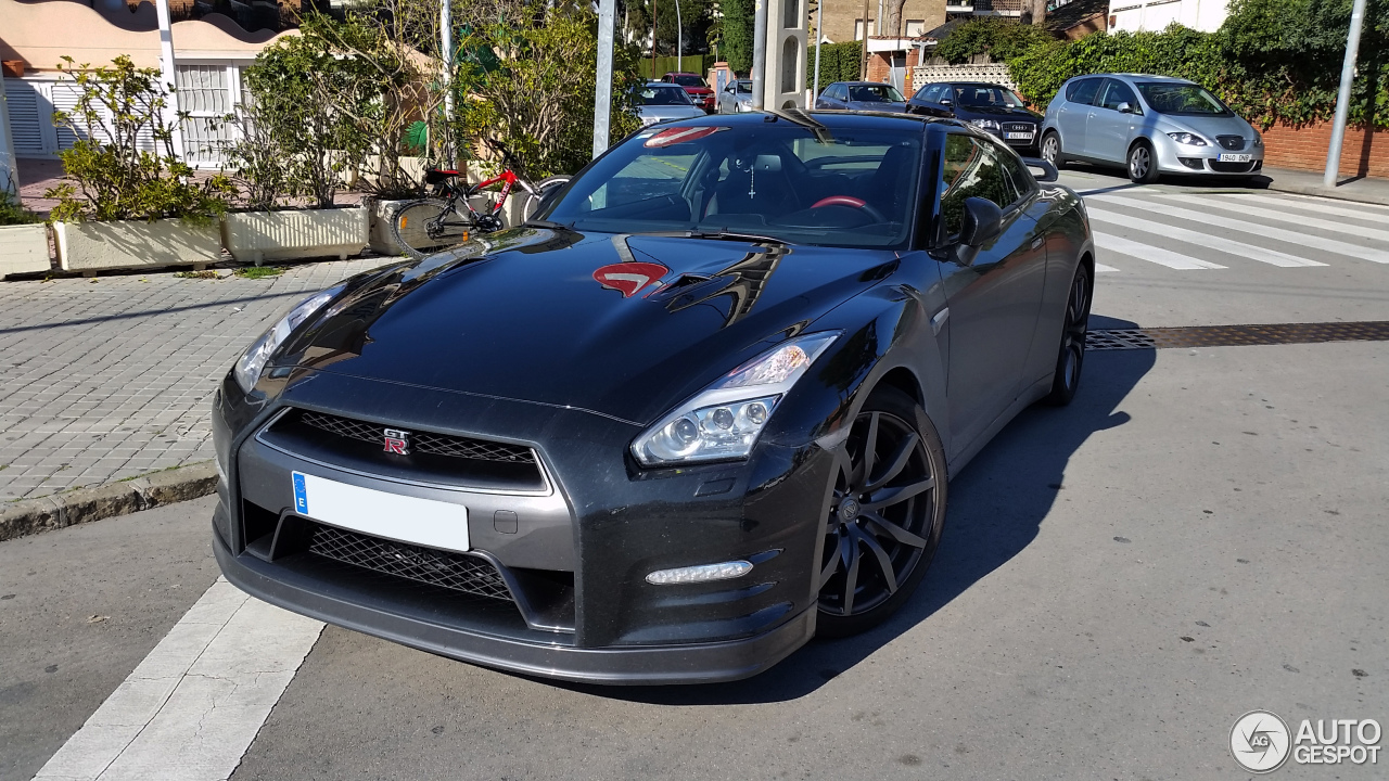 Nissan GT-R 2013