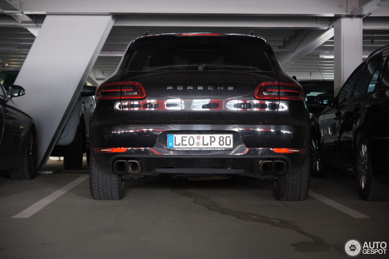 Porsche 95B Macan Turbo