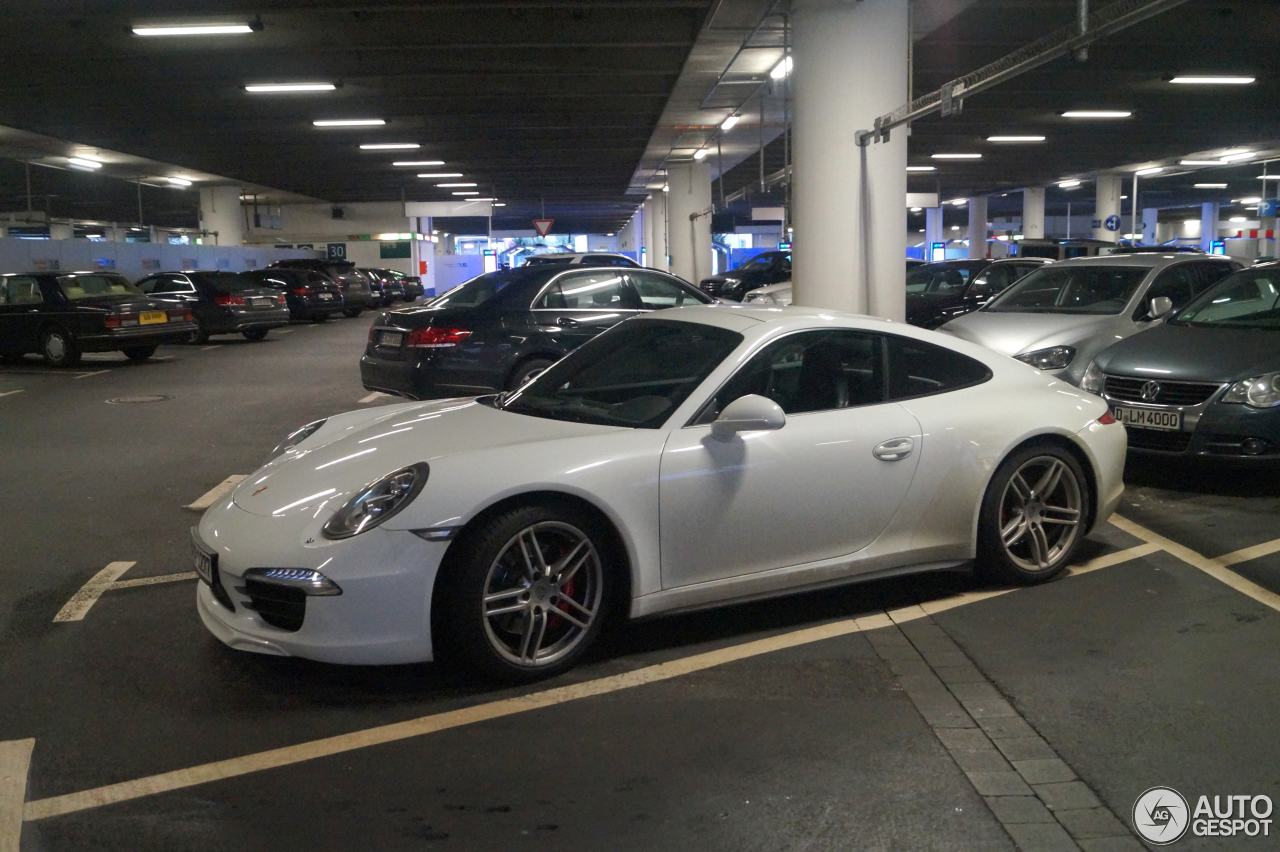 Porsche 991 Carrera 4S MkI