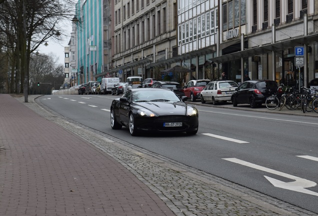 Aston Martin DB9