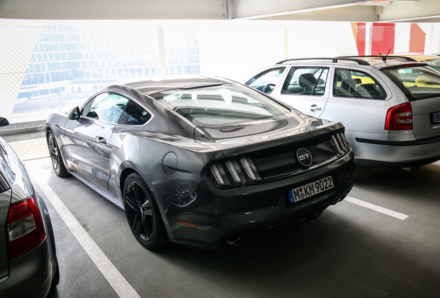 Ford Mustang GT 2015