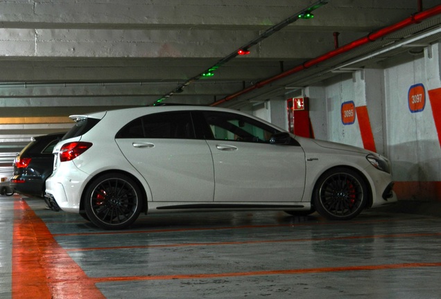 Mercedes-AMG A 45 W176 2015