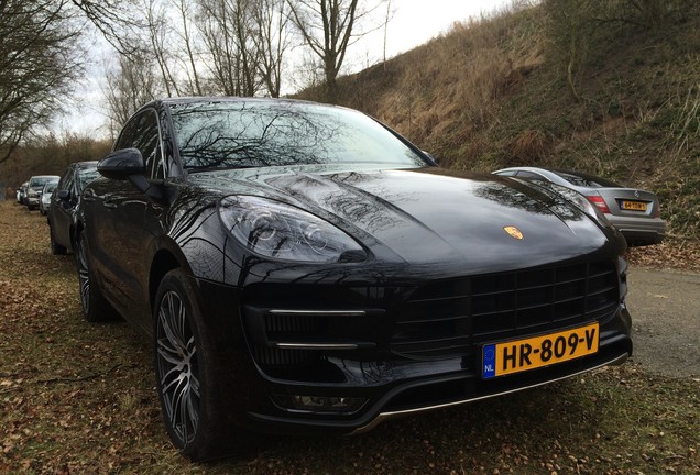 Porsche 95B Macan Turbo