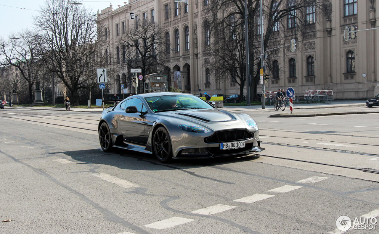 Aston Martin Vantage GT12