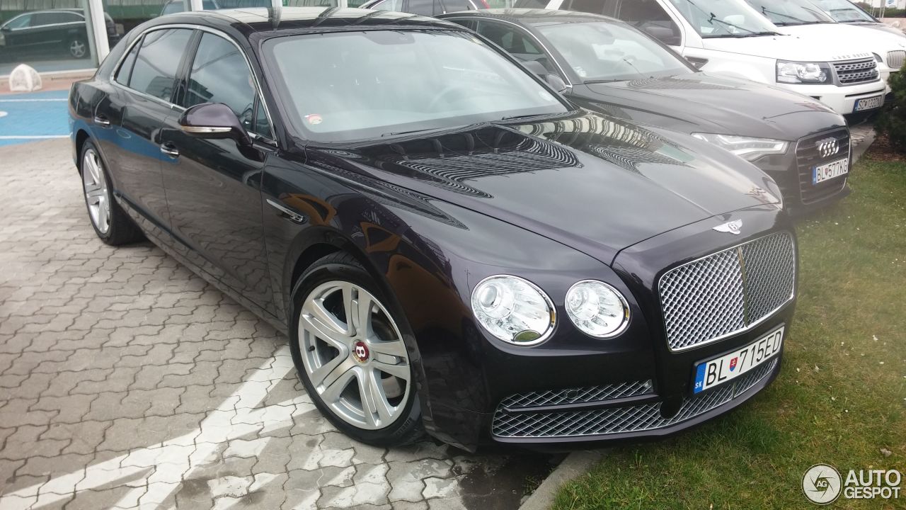 Bentley Flying Spur V8