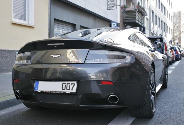 Aston Martin V8 Vantage S