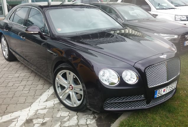 Bentley Flying Spur V8