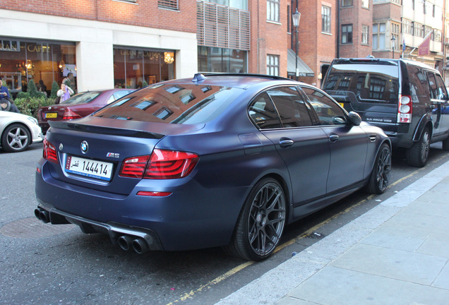 BMW M5 F10 2011