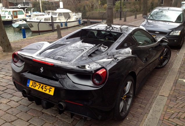 Ferrari 488 Spider