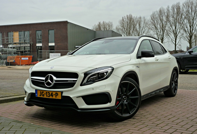 Mercedes-Benz GLA 45 AMG X156