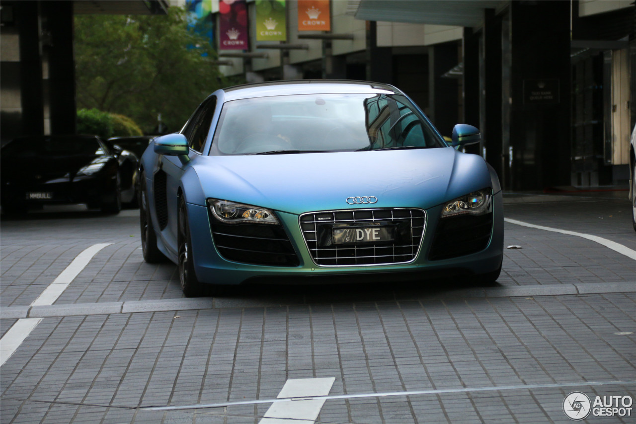 Audi R8 V10