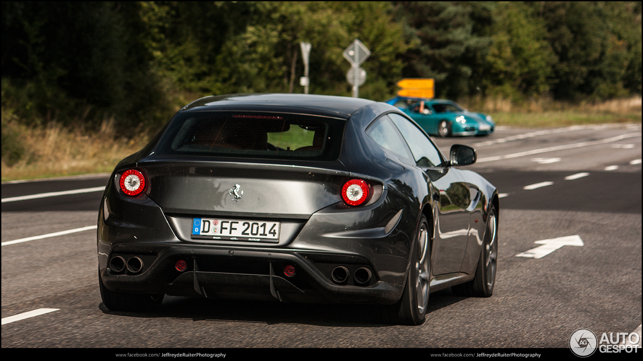 Ferrari FF