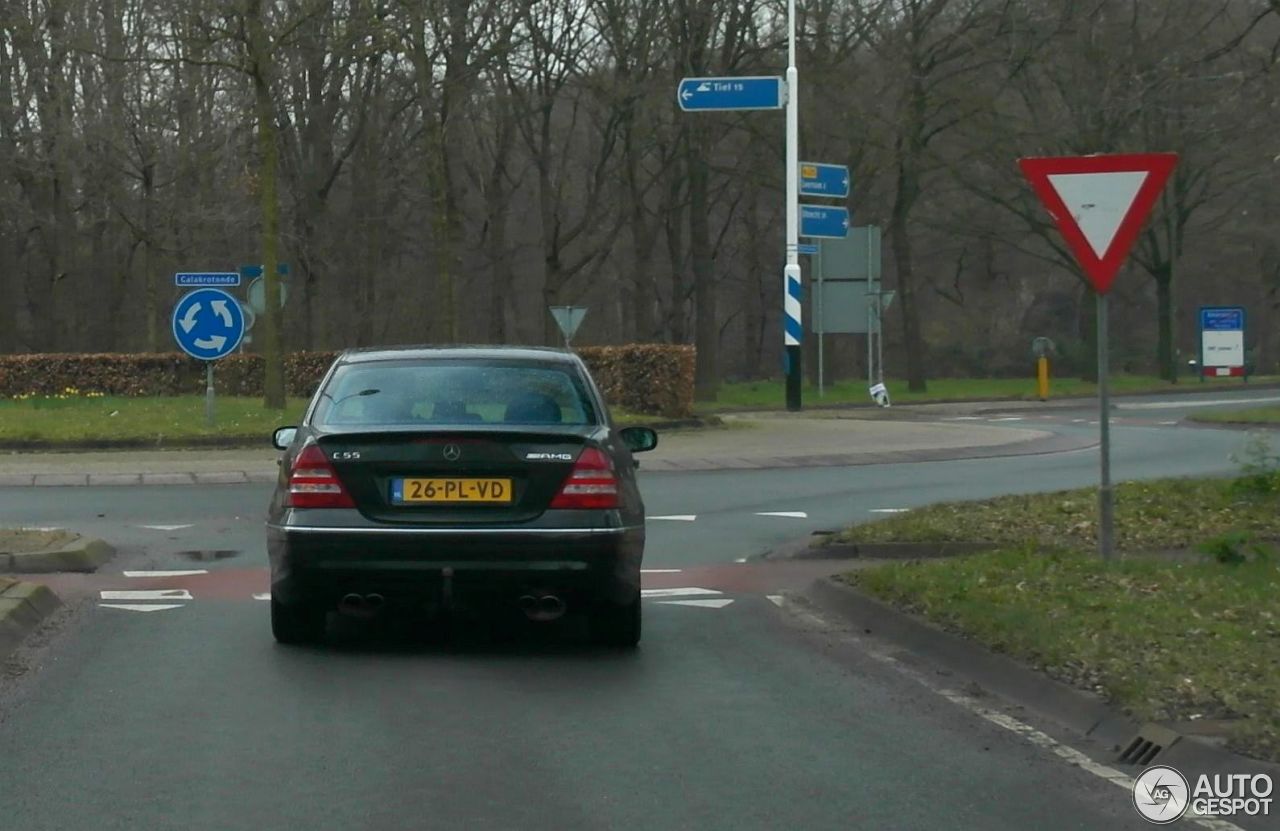 Mercedes-Benz C 55 AMG