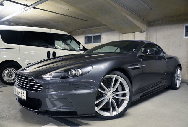 Aston Martin DBS Volante