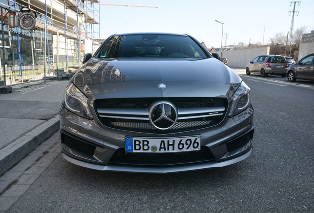 Mercedes-Benz A 45 AMG