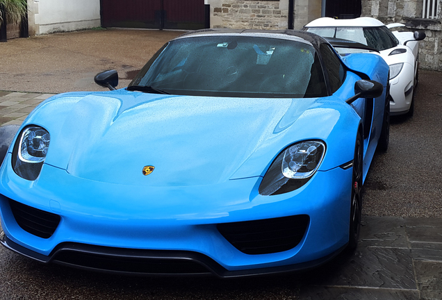 Porsche 918 Spyder Weissach Package