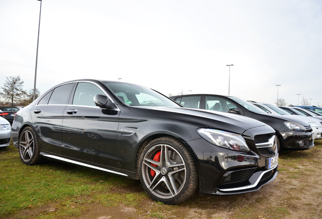 Mercedes-AMG C 63 S W205