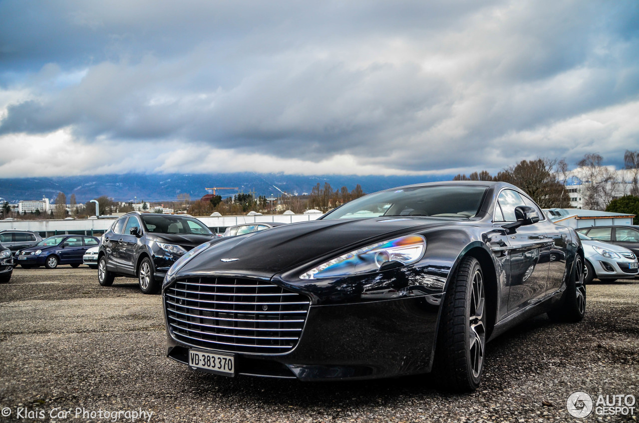 Aston Martin Rapide S