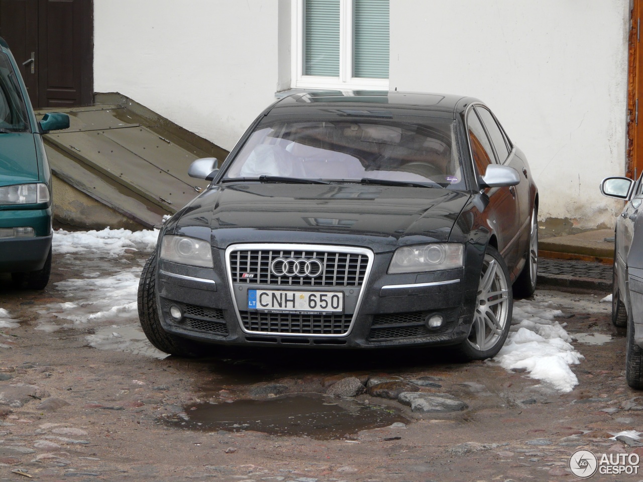 Audi S8 D3