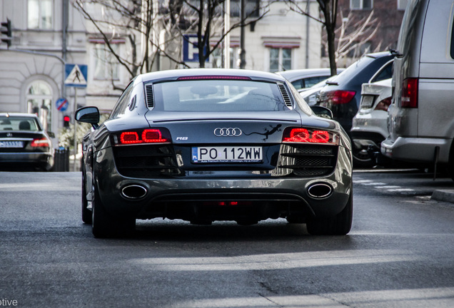 Audi R8 V10