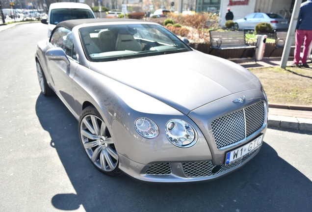 Bentley Continental GTC 2012