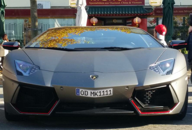 Lamborghini Aventador LP700-4 Pirelli Edition