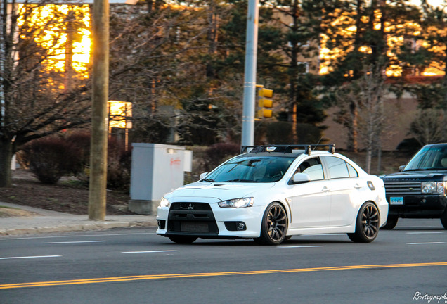 Mitsubishi Lancer Evolution X MR Touring