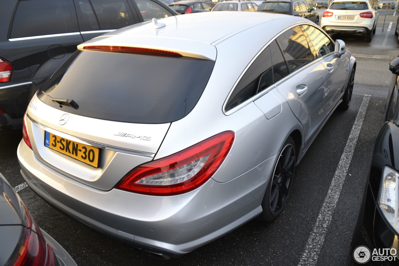 Mercedes-Benz CLS 63 AMG X218 Shooting Brake