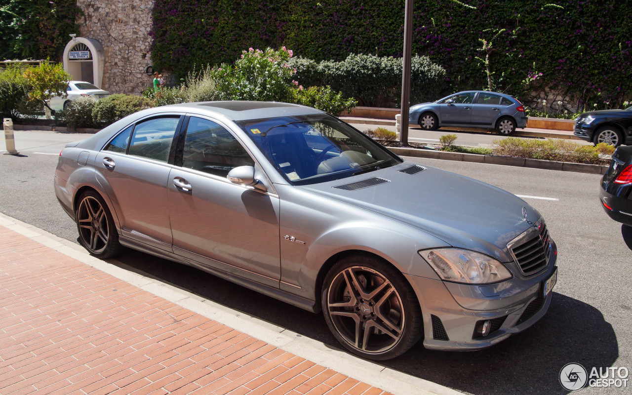 Mercedes-Benz S 63 AMG W221