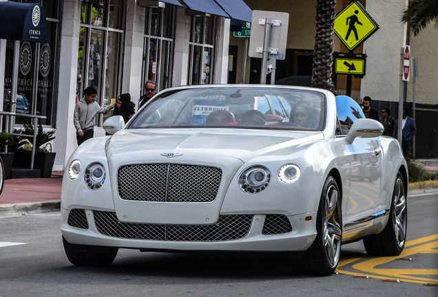 Bentley Continental GTC 2012