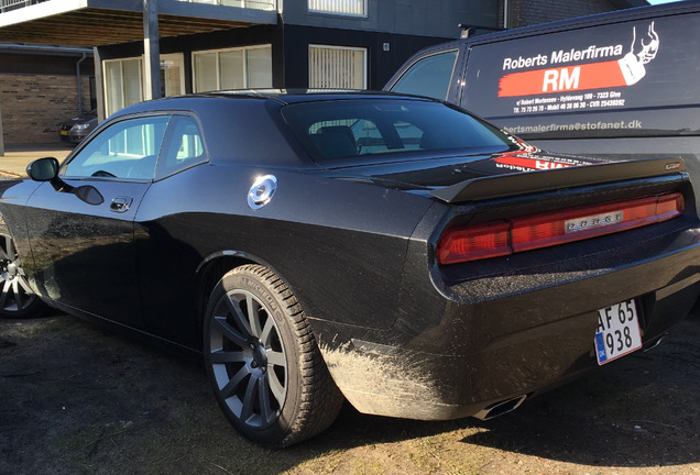 Dodge Challenger SRT-8