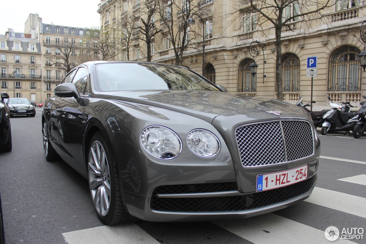 Bentley Flying Spur V8