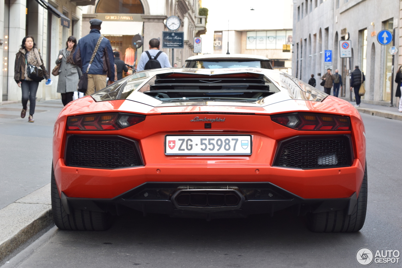 Lamborghini Aventador LP700-4