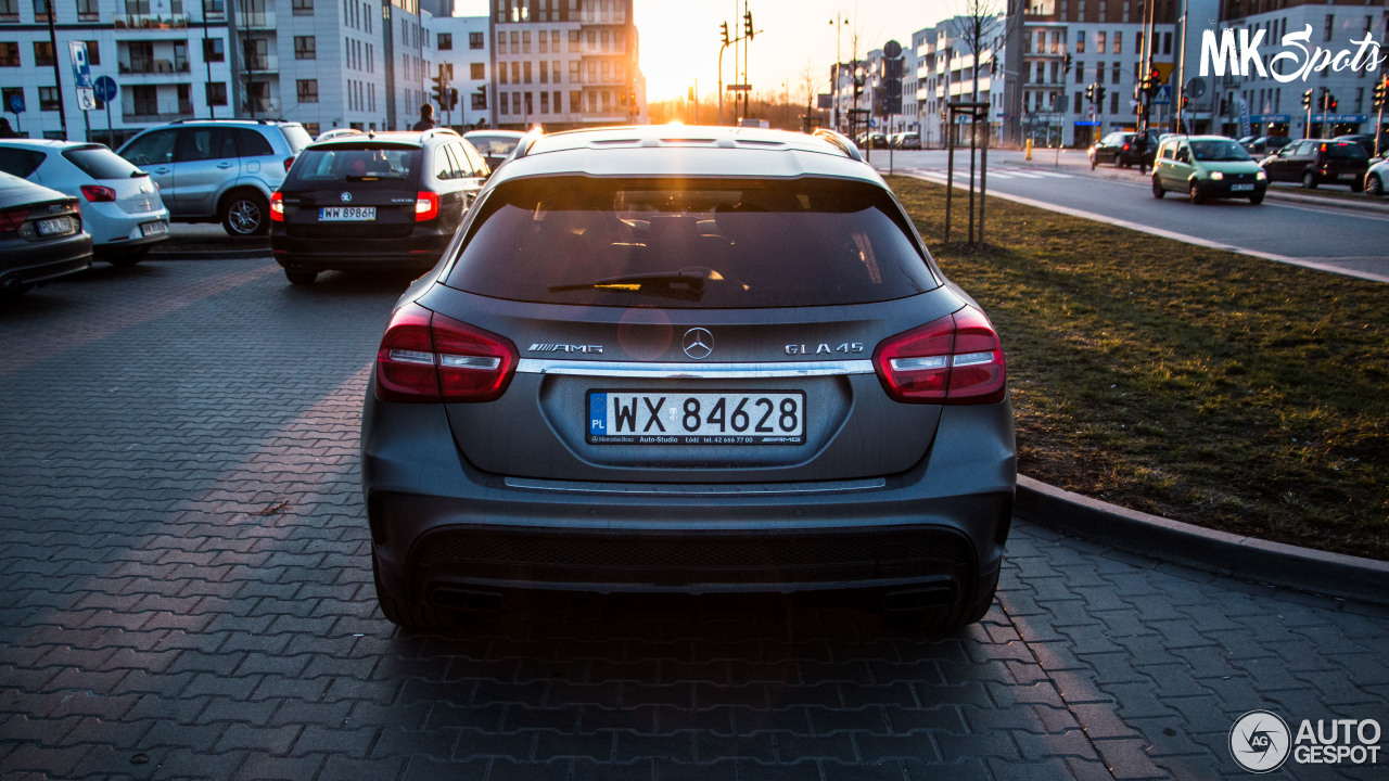 Mercedes-AMG GLA 45 X156