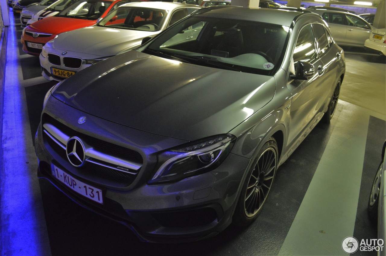 Mercedes-Benz GLA 45 AMG X156