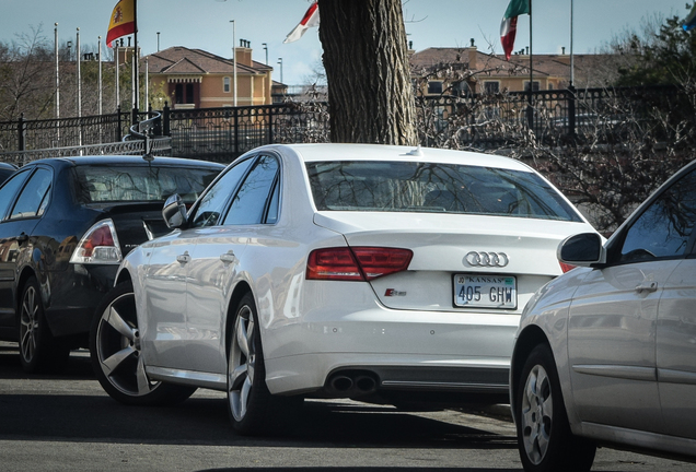 Audi S8 D4