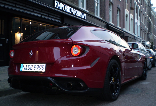 Ferrari FF