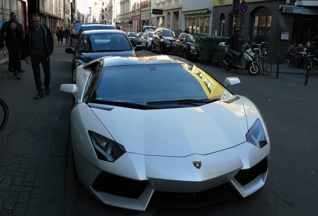 Lamborghini Aventador LP700-4 Roadster