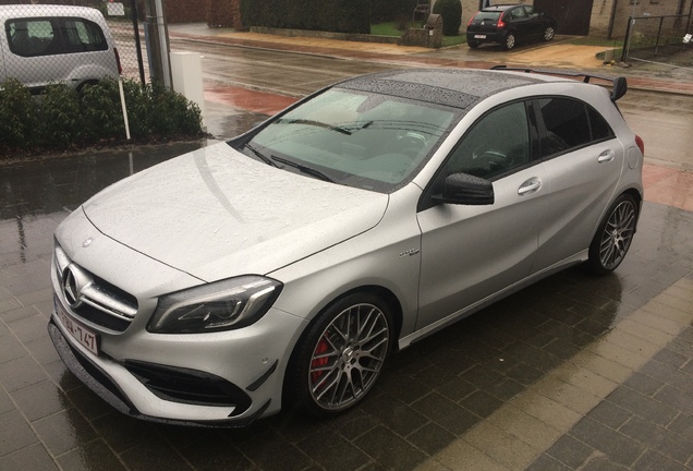 Mercedes-AMG A 45 W176 2015