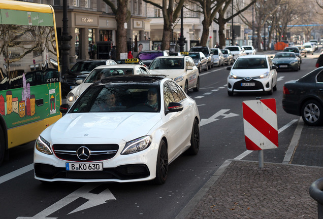 Mercedes-AMG C 63 W205 Edition 1