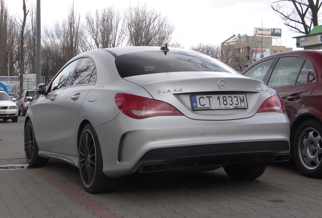 Mercedes-Benz CLA 45 AMG C117