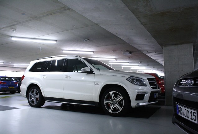 Mercedes-Benz GL 63 AMG X166