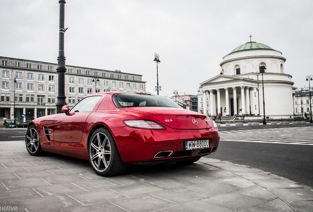 Mercedes-Benz SLS AMG