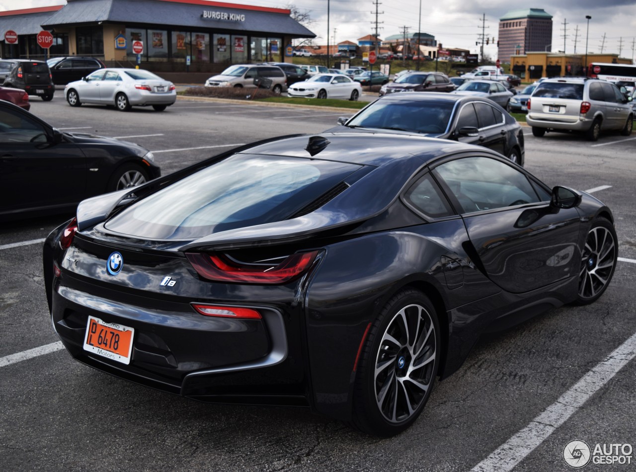 BMW i8