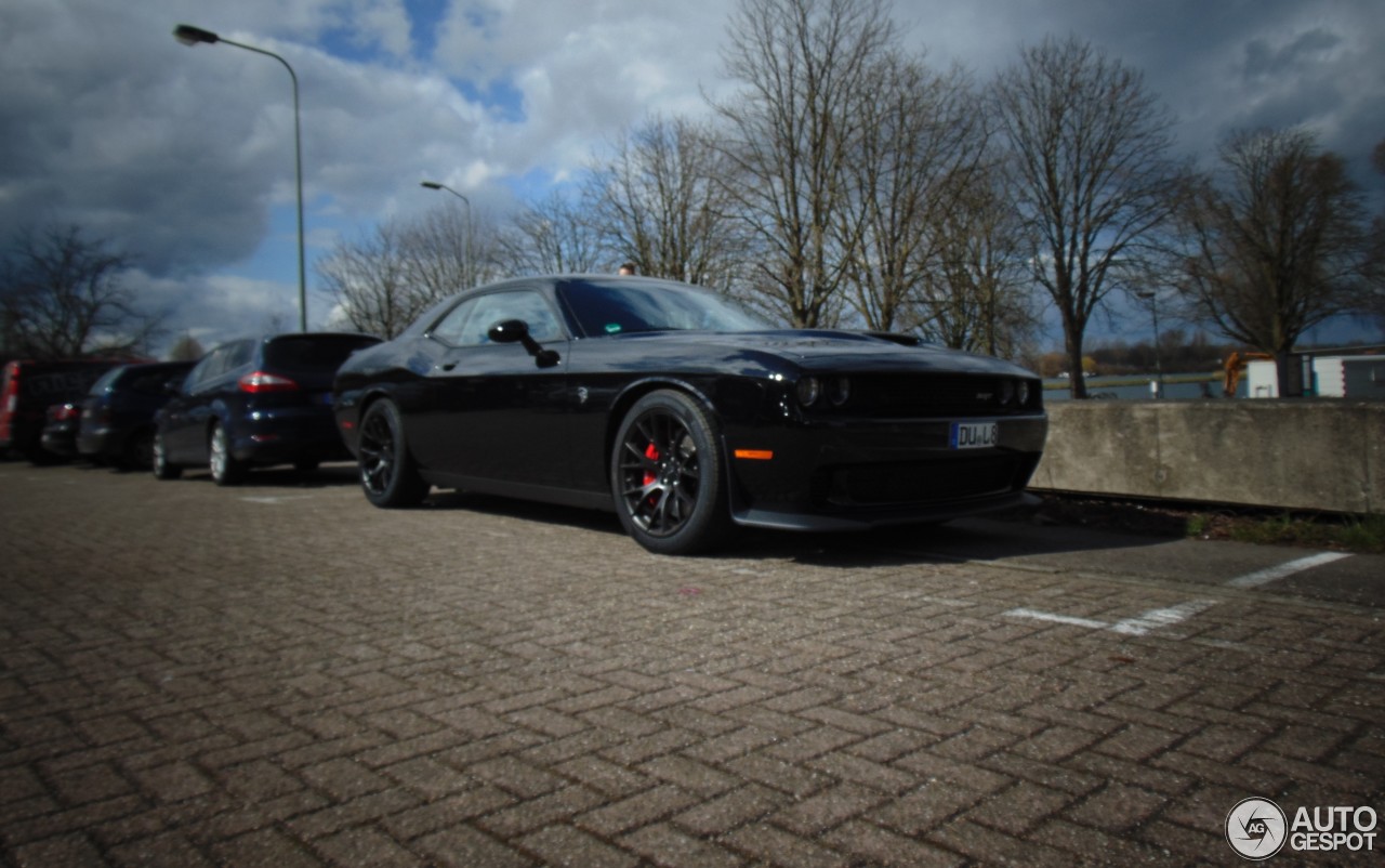 Dodge Challenger SRT Hellcat