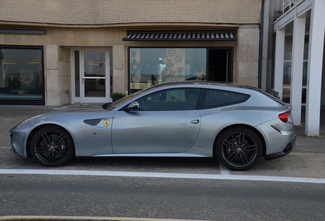 Ferrari FF