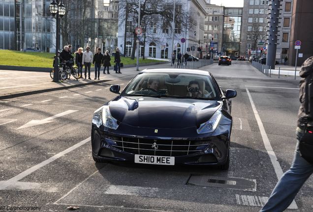 Ferrari FF