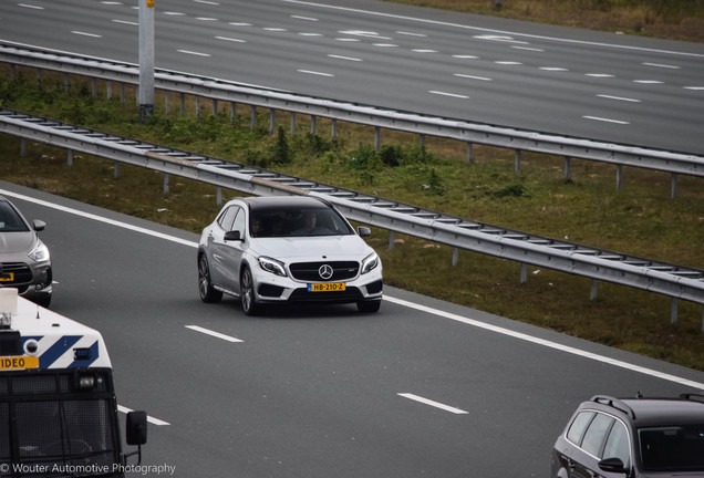 Mercedes-Benz GLA 45 AMG X156